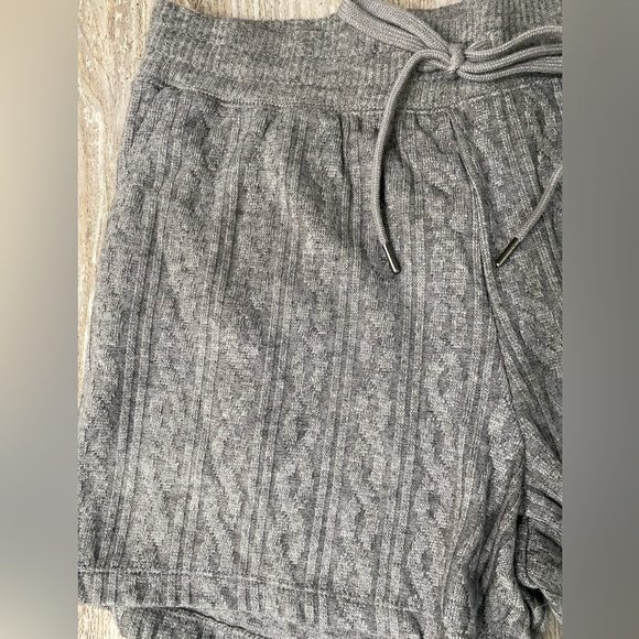 NWT P.J. SALVAGE Tropical Tramway Pajama Shorts-Size small - Picture 7 of 8